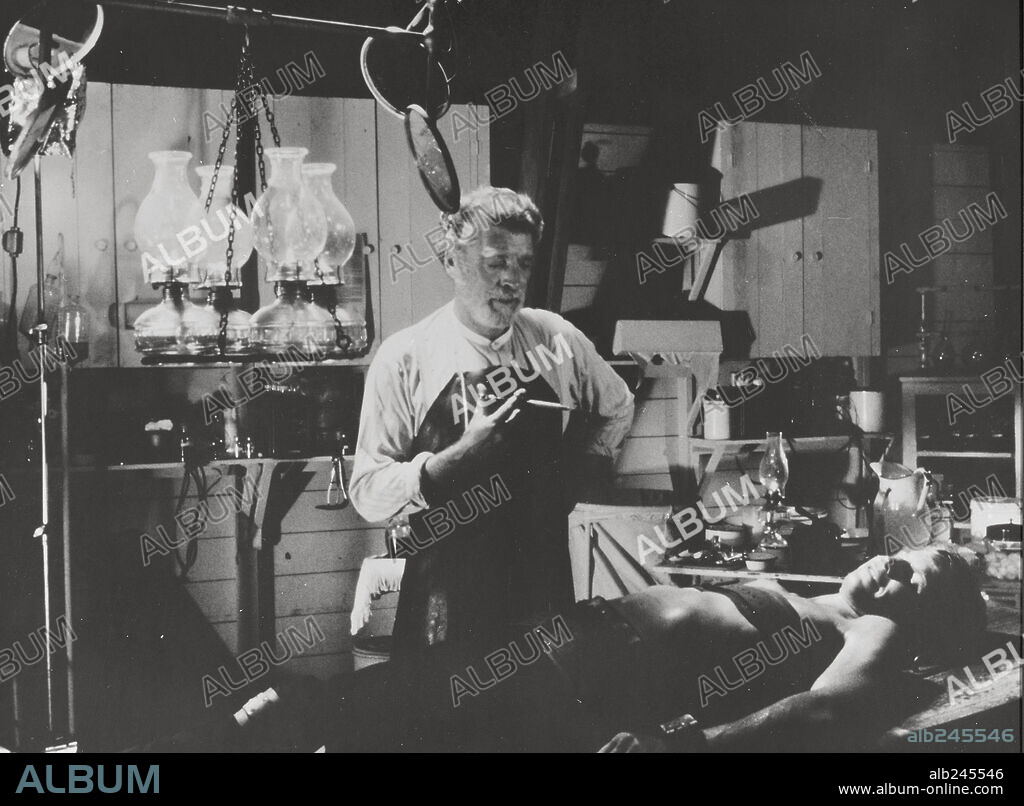 BURT LANCASTER and MICHAEL YORK in THE ISLAND OF DR. MOREAU, 1977, directed by DON TAYLOR.