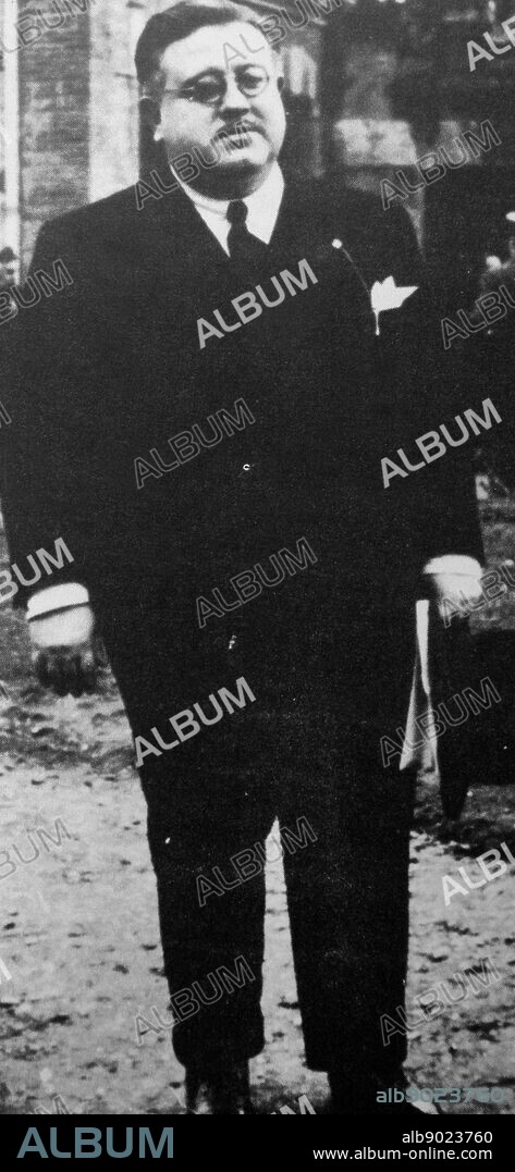 Pedro Sainz Carlos Rodríguez (Madrid, 18971986) was a Spanish politician, an adviser to Infante Juan, Count of Barcelona and one of the main architects of the reign of Juan Carlos I of Spain and the Spanish transition to democracy. Minister of education under General Franco.