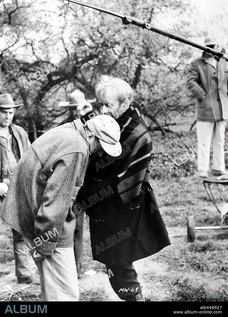 ANTHONY MANN and LEE J. COBB in MAN OF THE WEST, 1958, directed by ANTHONY MANN. Copyright UNITED ARTISTS.