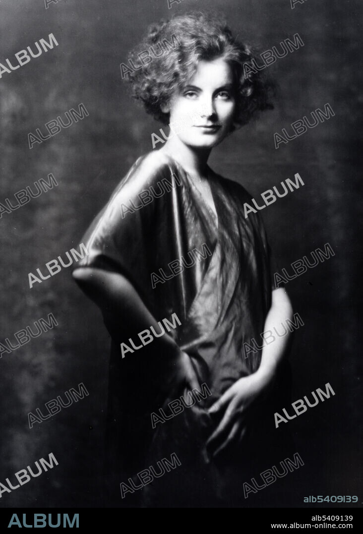 Greta Garbo (1905 - 1990) was a Swedish film actress and an international star and icon during Hollywood's silent and classic periods. Garbo was nominated three times for the Academy Award for Best Actress and received an honorary one in 1954 for her luminous and unforgettable screen performances. Arnold Genthe, 1925 (cropped and cleaned).