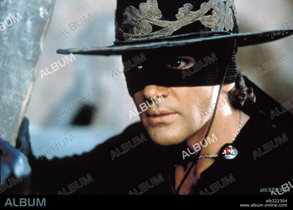 ANTONIO BANDERAS en LA MÁSCARA DEL ZORRO, 1998 (THE MASK OF ZORRO), dirigida por MARTIN CAMPBELL. Copyright AMBLIN ENTERTAINMENT / O'NEILL, MICHAEL.