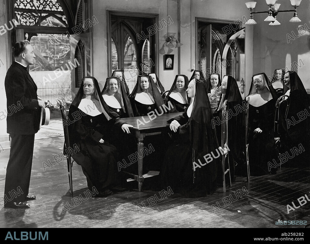 BING CROSBY in THE BELLS OF ST MARY'S, 1945, directed by LEO MCCAREY. Copyright RKO.