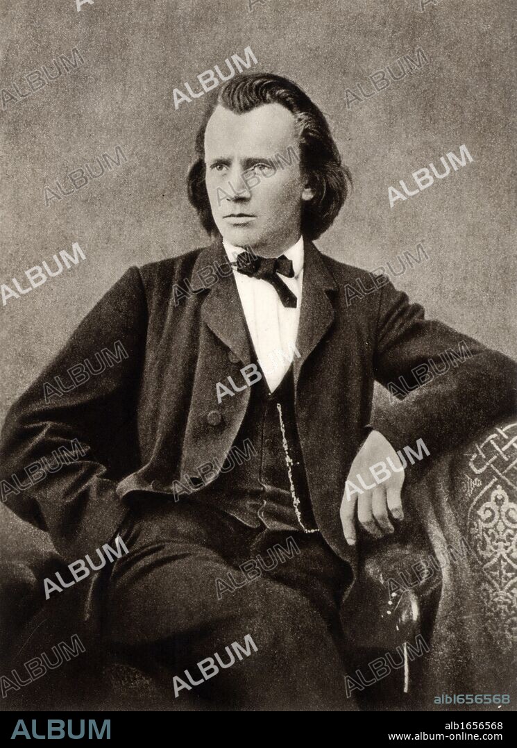 Johannes Brahms (1833-1897) German composer, c1866.  Halftone from a photograph.  (Photo by: Universal History Archive/UIG via Getty Images).