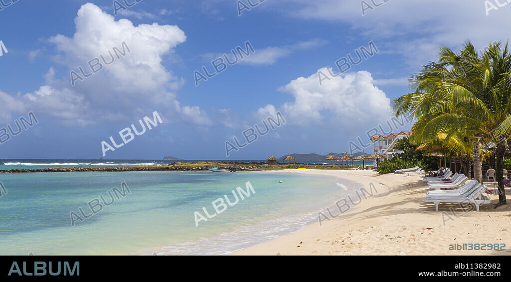 David's Beach Hotel, Big Sands beach at Belmont Bay, Union Island, The Grenadines, St. Vincent and The Grenadines, West Indies, Caribbean, Central America.