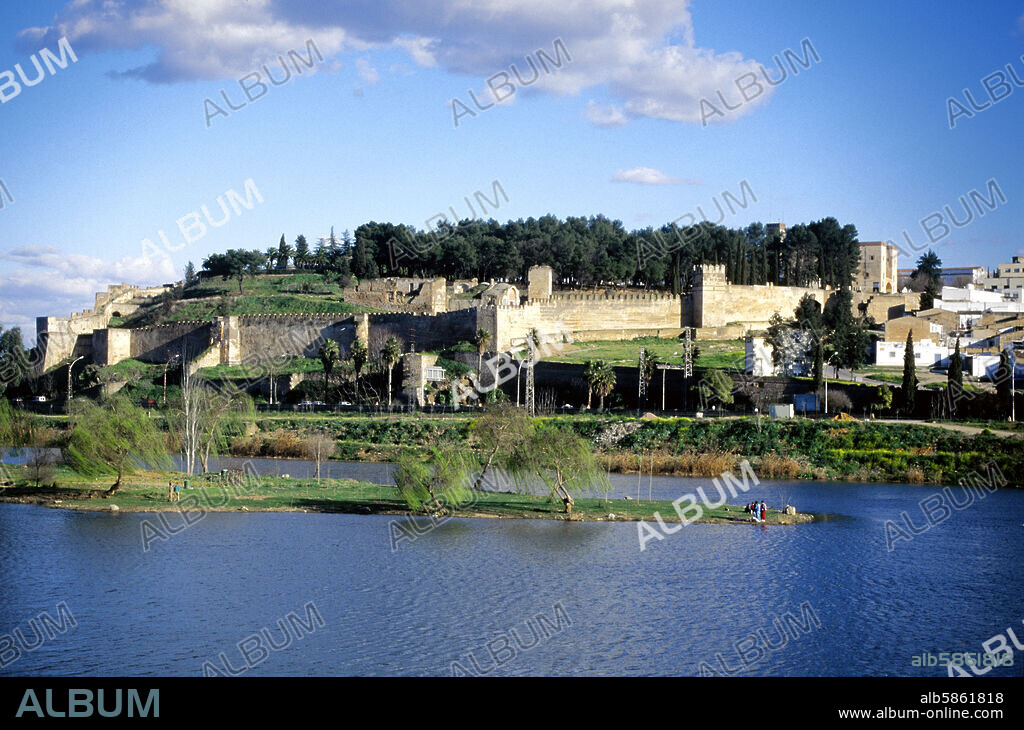 Río Guadiana, Alcazaba y ciudad de Badajoz.