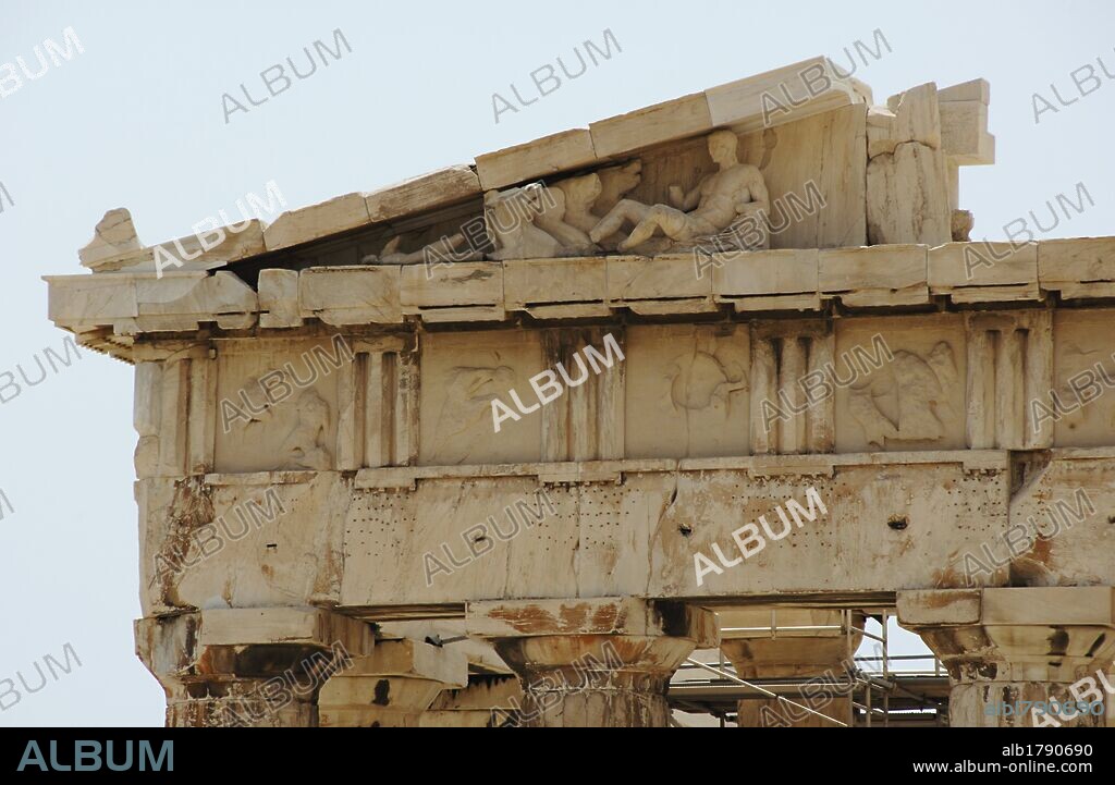Greece. Athens. Acropolis. Parthenon. The Doric order. Architectural detail. Entablature: cornice (pediment and raking cornice), frieze (trygliphs and metopes), architrave and capitals (Abacus and echinus). 5th century BC.