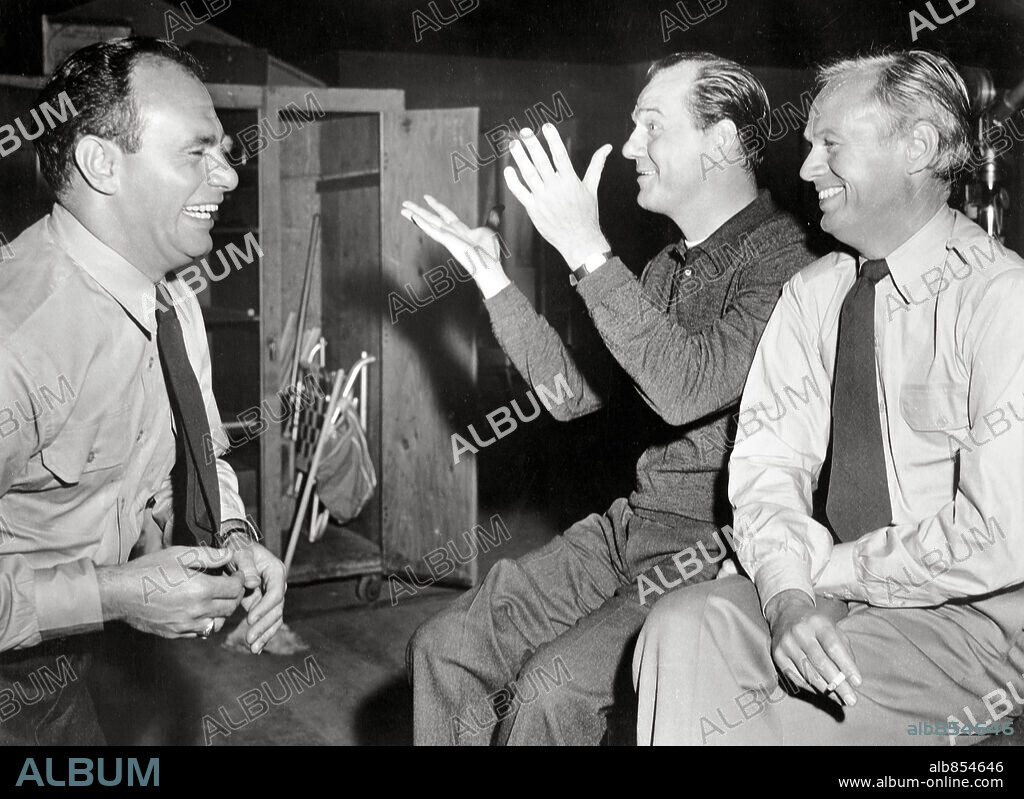 KARL MALDEN, MARTIN BALSAM and RICHARD WIDMARK in TIME LIMIT, 1957, directed by KARL MALDEN. Copyright UNITED ARTISTS.