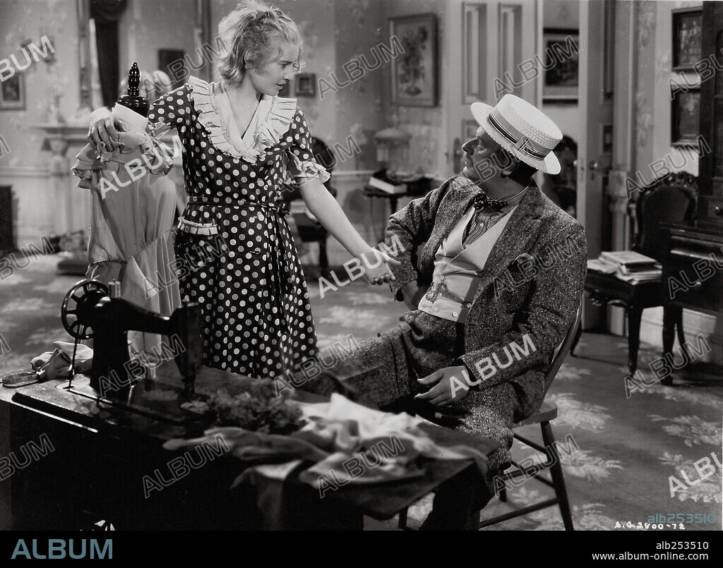 ALAN HALE and BARBARA STANWYCK in STELLA DALLAS, 1937, directed by KING VIDOR. Copyright UNITED ARTISTS.