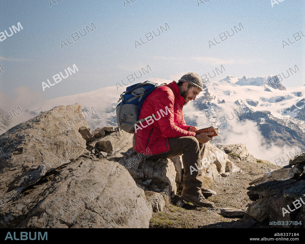 LUCA MARINELLI in THE EIGHT MOUNTAINS, 2022 (LE OTTO MONTAGNE), directed by CHARLOTTE VANDERMEERSCH and FELIX VAN GROENINGEN. Copyright WILDSIDE.