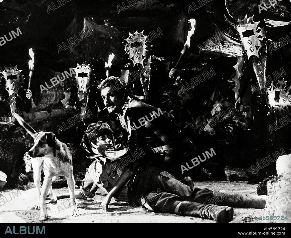 OMAR SHARIF in LA ISLA MISTERIOSA Y EL CAPITÁN NEMO, 1973, directed by HENRI COLPI and JUAN ANTONIO BARDEM.