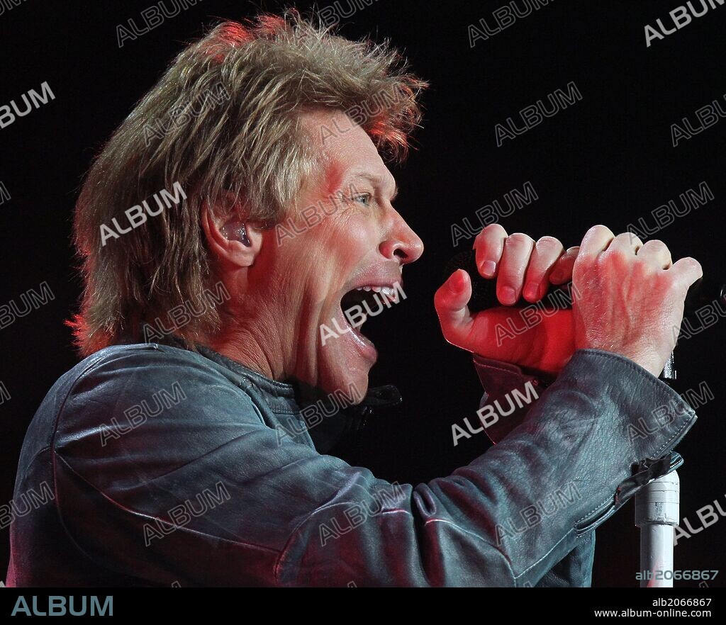 April 7, 2013 - St. Paul, Minnesota, U.S. - JON BON JOVI and his band perform at the Xcel Energy Center on Sunday. 07/04/2013