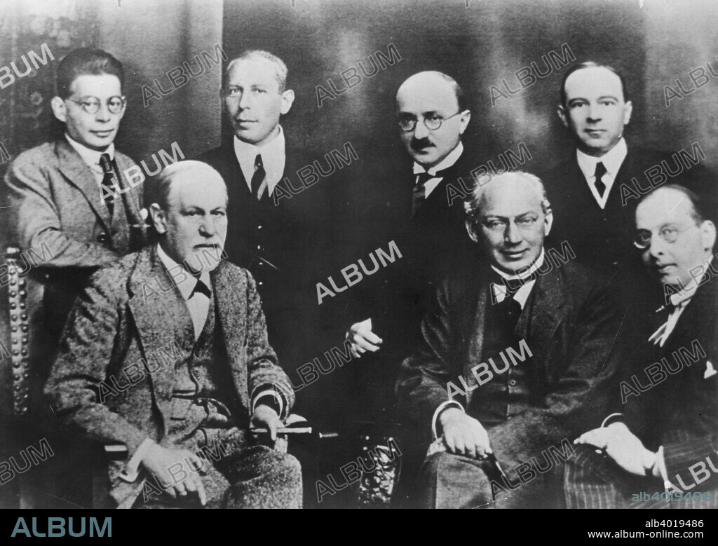 Sigmund Freud (1856-1939), Austrian neurologist and psychiatrist, early 20th century. Freud is sitting in the front row at the far left.
