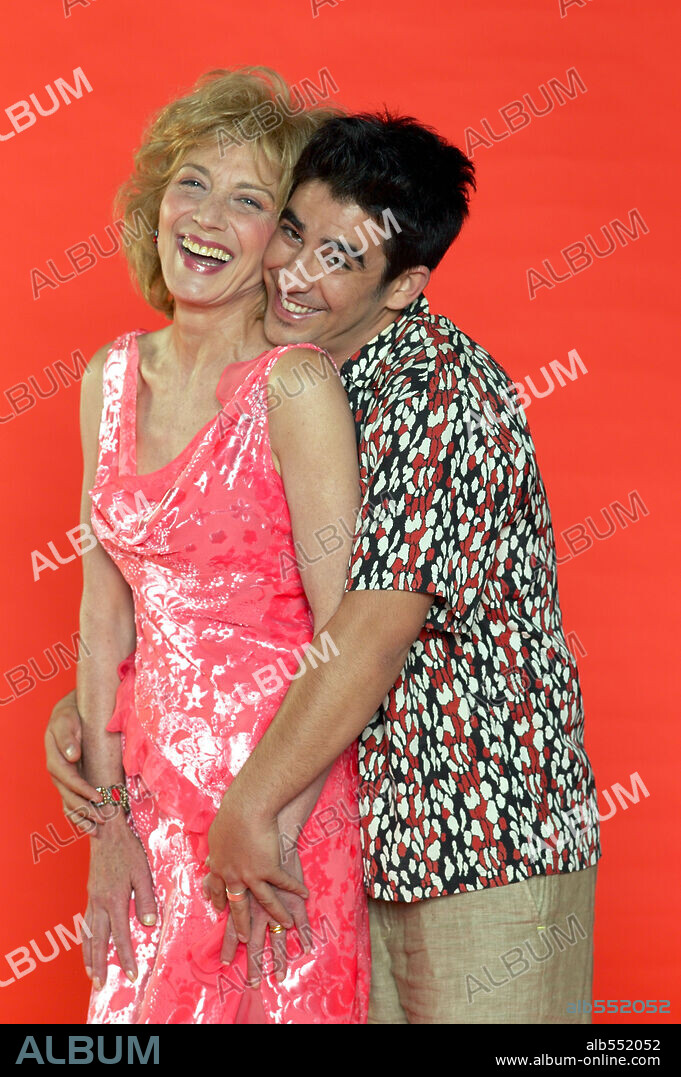 MARISA PAREDES y RAUL JIMENEZ en REINAS, 2005, dirigida por MANUEL GOMEZ PEREIRA. Copyright LUCKY RED/WARNER SOGEFILM A.I.E.