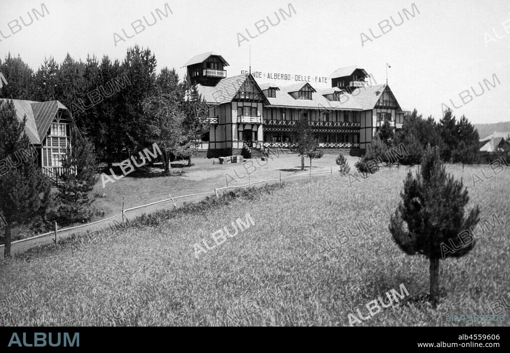 Grande albergo delle fate, villaggio mancuso, sila piccola, calabria, italy 1930.