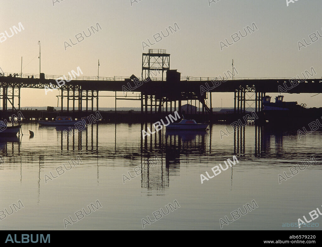 BARCLAY BRUCE GEORGE / GIBSON THOMAS. MUELLE DEL TINTO EN LA RIA DE HUELVA - MUELLE DE MINERAL DE LA COMPAÑIA RIOTINTO CONSTRUIDO ENTRE 1874 Y 1876.
