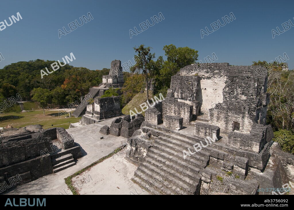Temple II and Northern Acropolis, Mayan archaeological site, Tikal, UNESCO World Heritage Site, Guatemala, Central America.