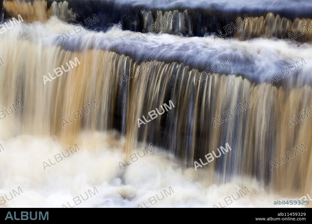 Waterfall in Hull Pot Beck, Horton in Ribblesdale, Yorkshire Dales, Yorkshire, England, United Kingdom, Europe.