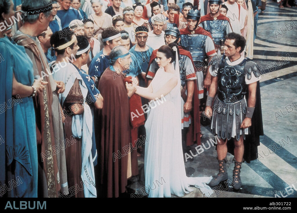 JEAN SIMMONS y RICHARD BURTON en LA TÚNICA SAGRADA, 1953 (THE ROBE), dirigida por HENRY KOSTER. Copyright 20TH CENTURY FOX.