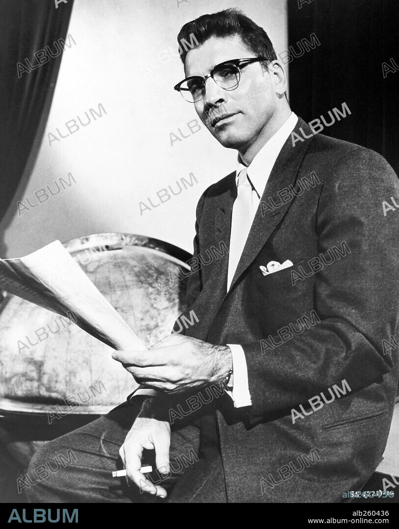 BURT LANCASTER en CHANTAJE EN BROADWAY, 1957 (SWEET SMELL OF SUCCESS), dirigida por ALEXANDER MACKENDRICK. Copyright UNITED ARTISTS.