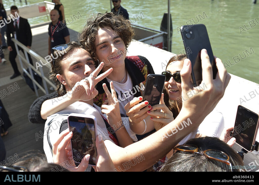 TIMOTHEE CHALAMET. American actor TimothÃ©e Chalamet at the 79 Venice International Film Festival 2022. Arrival at Lido. Venice (Italy), September 2nd, 2002 (Credit Image: © Rocco Spaziani/Mondadori Portfolio via ZUMA Press).