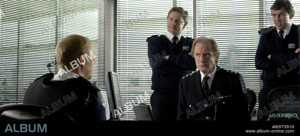 BILL NIGHY, MARTIN FREEMAN, SIMON PEGG and STEVE COOGAN in HOT FUZZ, 2007, directed by EDGAR WRIGHT. Copyright WORKING TITLE FILMS / NETTHEIM, MATT.