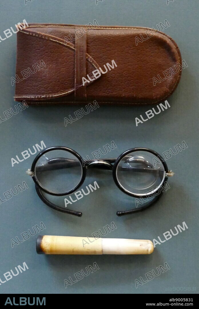 Clothes and personal belongings of the Chairman of the Supreme Soviet of the USSR Mikhail Kalinin. Mikhail Ivanovich Kalinin (1875 1946), Bolshevik revolutionary and MarxistLeninist functionary. He served as head of state of the Russian Soviet Federative Socialist Republic and later of the Soviet Union from 1919 to 1946.