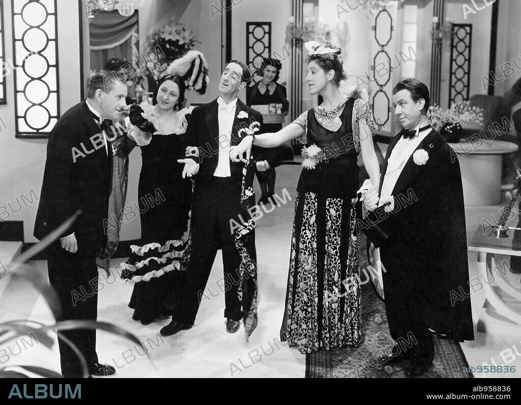 MARY SANTPERE en EL POBRE RICO, 1942, dirigida por IGNACIO F. IQUINO.