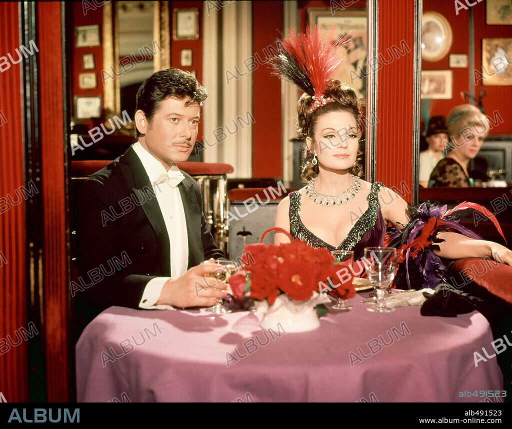 CARMEN SEVILLA en LA GUERRILLERA DE VILLA, 1969.