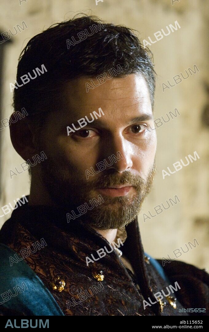 ERIC BANA, HEINRICH VIII. VON ENGLAND and NATALIE PORTMAN. ERIC BANA and NATALIE PORTMAN in THE OTHER BOLEYN GIRL, 2007, directed by JUSTIN CHADWICK. Copyright BBC FILMS.