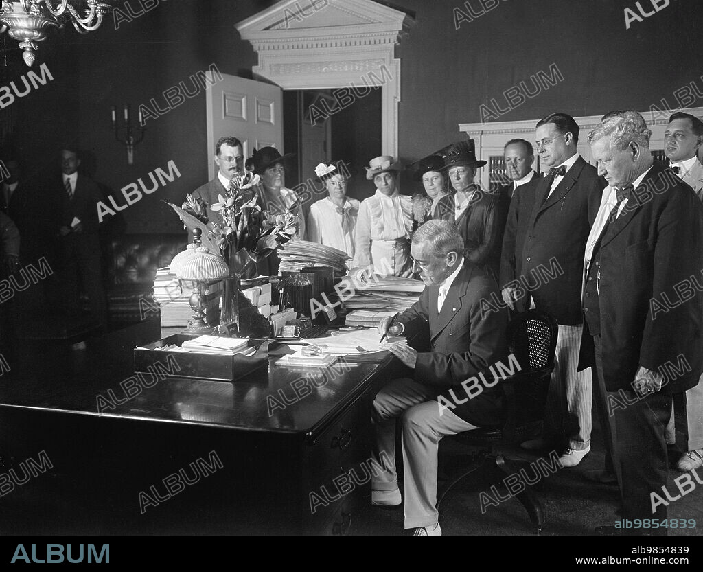 U.S. President Woodrow Wilson signing Keating-Owen Child Labor Act, also known as Wick's Bill, Washington, DC, USA, Harris & Ewing, February 29, 1926.