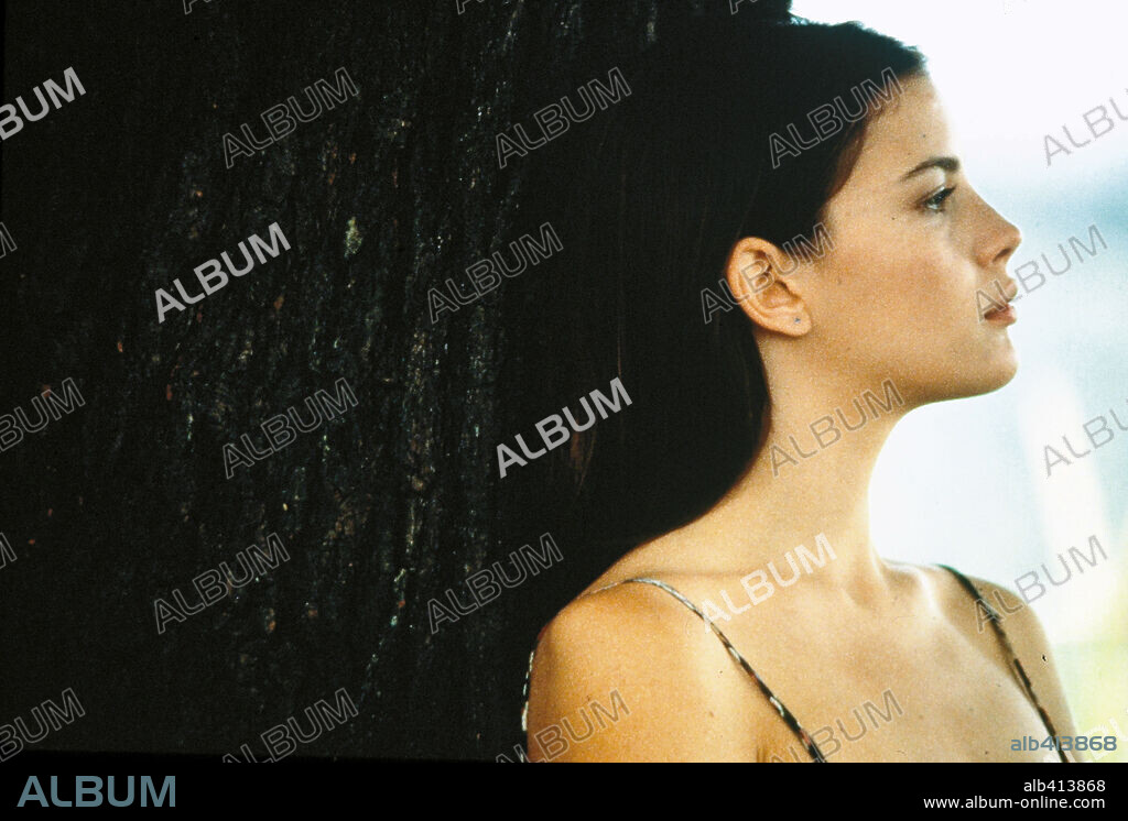 LIV TYLER en BELLEZA ROBADA, 1996 (STEALING BEAUTY), dirigida por BERNARDO BERTOLUCCI. Copyright KINOVISION.