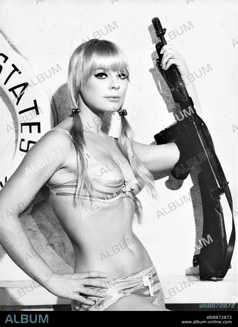 ELKE SOMMER en VEGAS,500 MILLONES, LAS, 1968 (LAS VEGAS,500 MILLONES), dirigida por ANTONIO ISASI-ISASMENDI. Copyright JOSE ANTONIO ISASI.