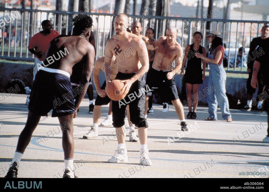 EDWARD NORTON in AMERICAN HISTORY X, 1998, directed by TONY KAYE. Copyright NEW LINE CINEMA.