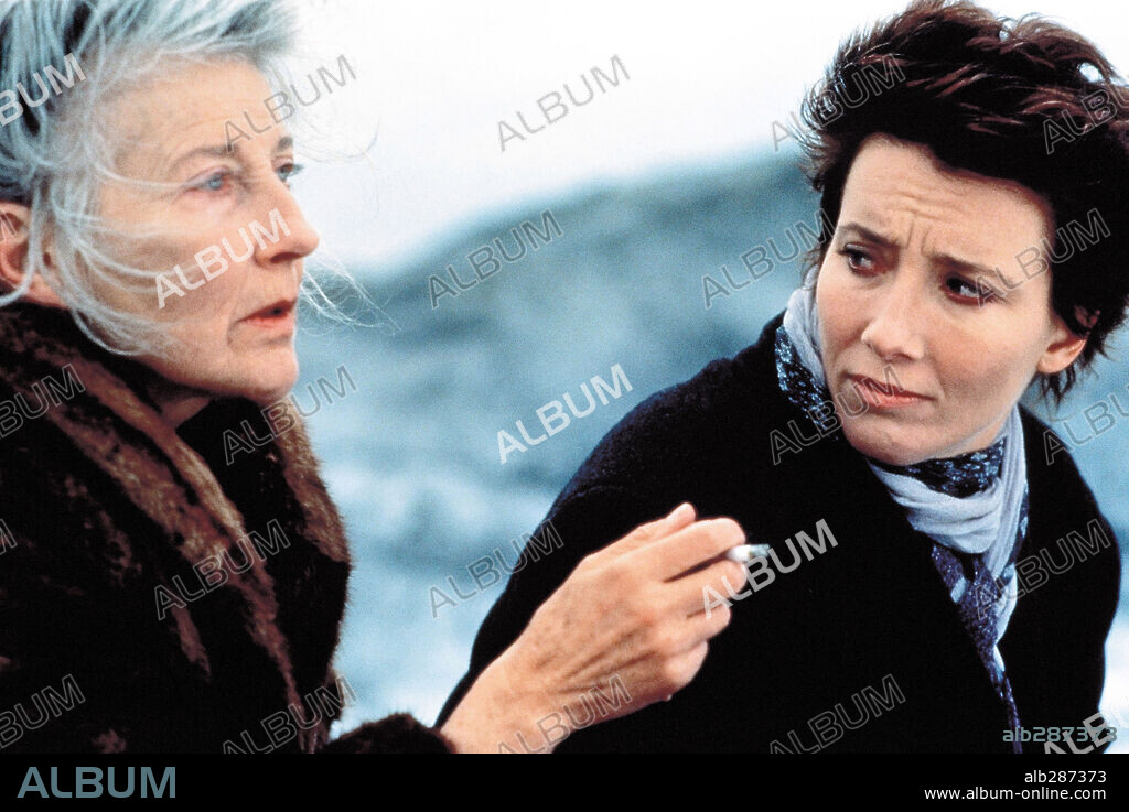 EMMA THOMPSON und PHYLLIDA LAW in THE WINTER GUEST, 1997, unter der Regie von ALAN RICKMAN. Copyright FINE LINE FEATURES.