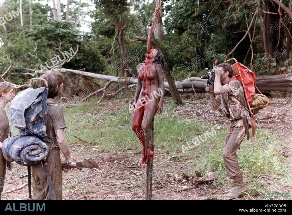 HOLOCAUSTO CANÍBAL, 1980 (CANNIBAL HOLOCAUST), dirigida por RUGGERO DEODATO. Copyright F.D. CINEMATOGRAFICA.