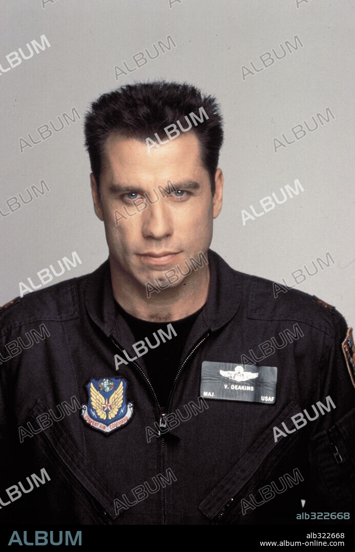 JOHN TRAVOLTA en BROKEN ARROW: ALARMA NUCLEAR, 1996 (BROKEN ARROW), dirigida por JOHN WOO. Copyright 20TH CENTURY FOX / ZAHEDI, FIROOZ.
