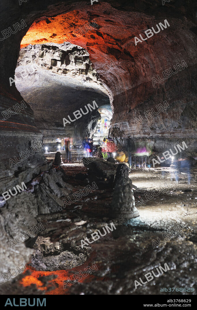 Manjanggul Lava Tube, UNESCO World Heritage Site, Jeju Island, South Korea, Asia.