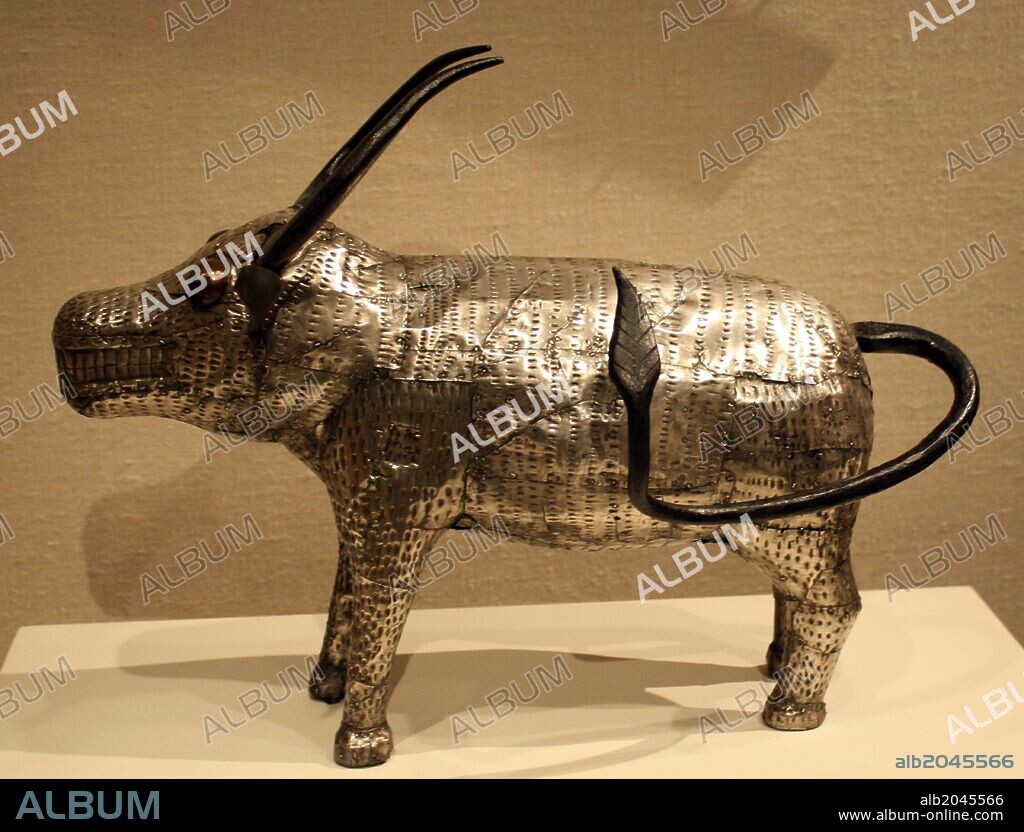 Buffalo. Republic of Benin, Kingdom of Danhome, Fon peoples. 19th century. Silver, iron, wood.