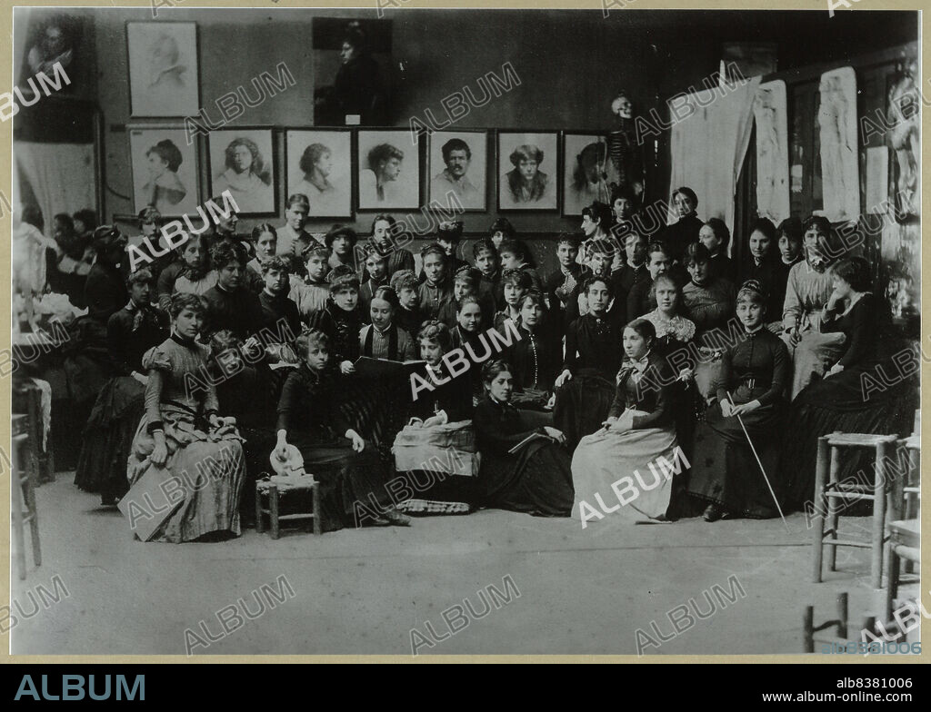 Academie Julian, Paris, group of art students, c1885, printed later.