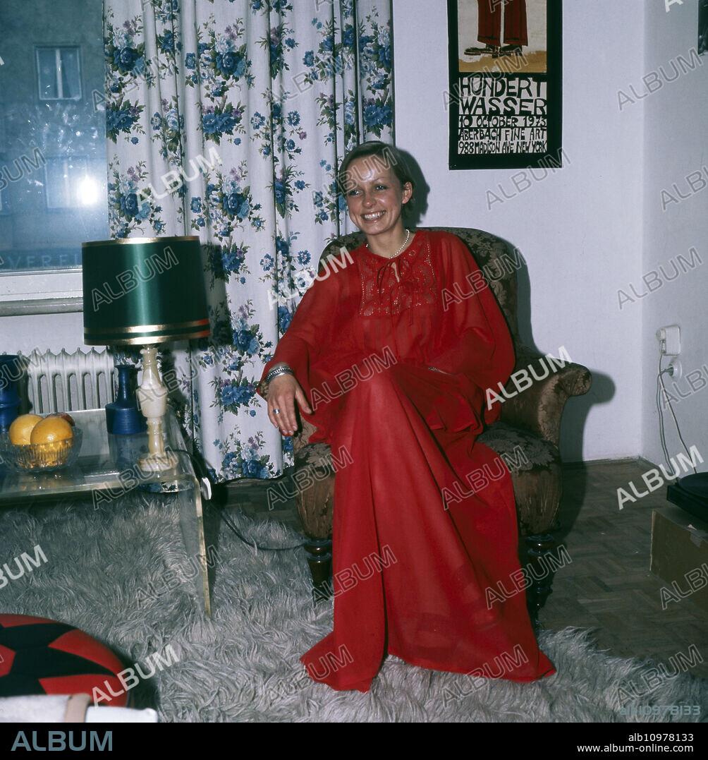 Home story by Archduchess Michaela von Habsburg, Germany Munich 1985.