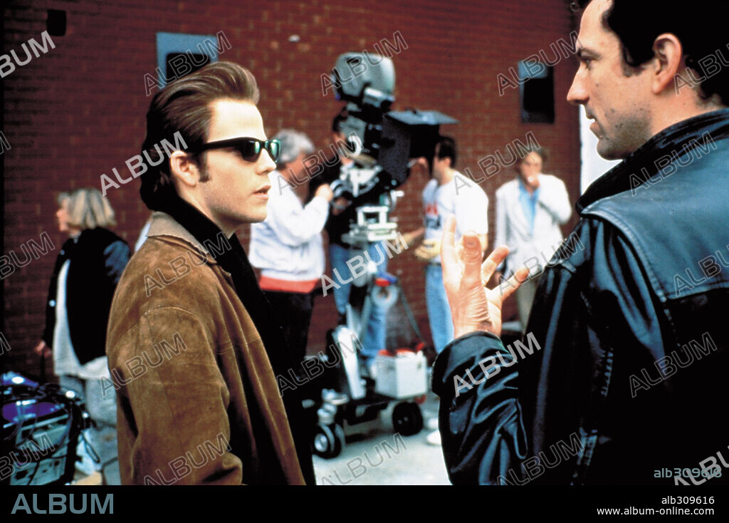 IAIN SOFTLEY and STEPHEN DORFF in BACKBEAT, 1994, directed by IAIN SOFTLEY. Copyright GRAMERCY PICTURES / TILLIE, MARK.