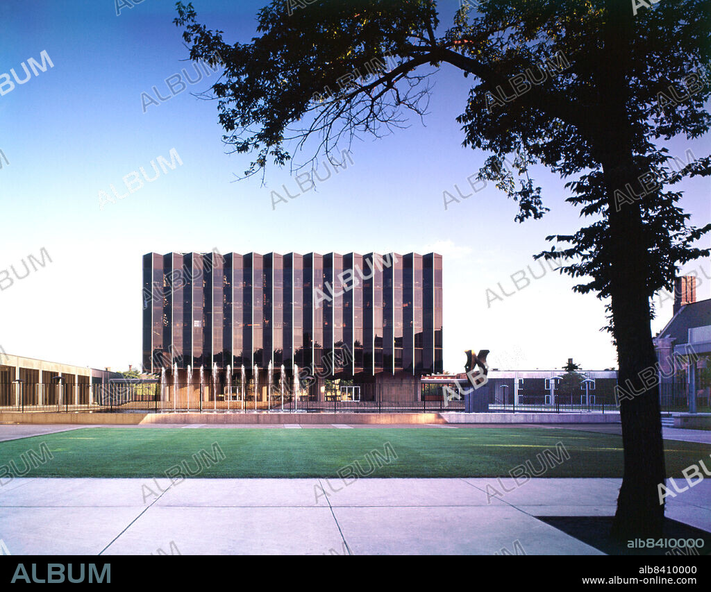 Law School, University of Chicago, Chicago, Illinois, USA, Balthazar Korab, 1960.