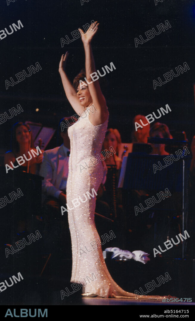 BRIAN FOSKETT. Shirley Bassey, Knebworth House, Knebworth, Hertfordshire, 2001.