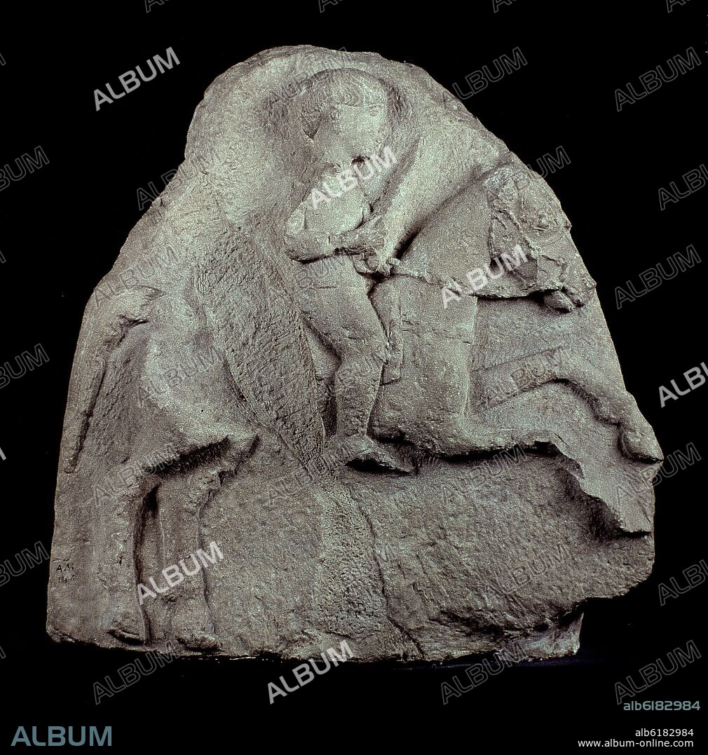 ESTELA IBERICA CON LA FIGURA DE UN JINETE PROCEDENTE DE OSUNA (SEVILLA) - S III Y II AC.