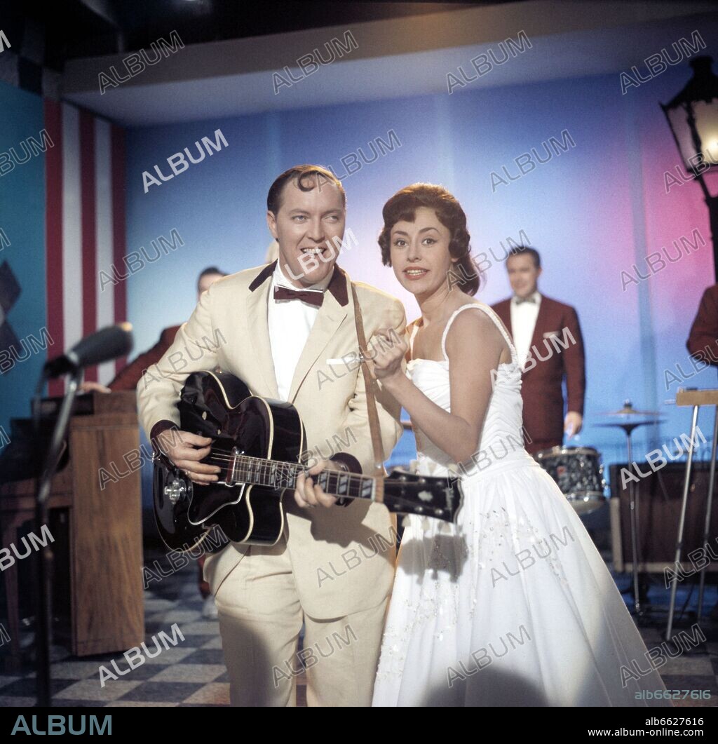 Werner Jacobs. Caterina Valente und King Bill Haley in the musical film "Hier bin ich - hier bleib ich" from 1958. 25/07/2002