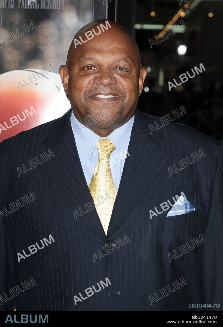 CHARLES DUTTON. Sep 25, 2008 - Los Angeles, California, USA - Actor CHARLES S DUTTON at the 'The Express' Los Angeles Premiere held at Grauman's Chinese Theater, Hollywood. 25/09/2008
