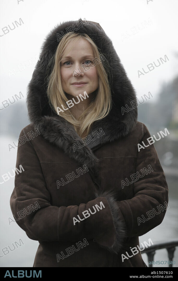 LAURA LINNEY in THE OTHER MAN, 2008, directed by RICHARD EYRE. Copyright RAINMARK FILMS.