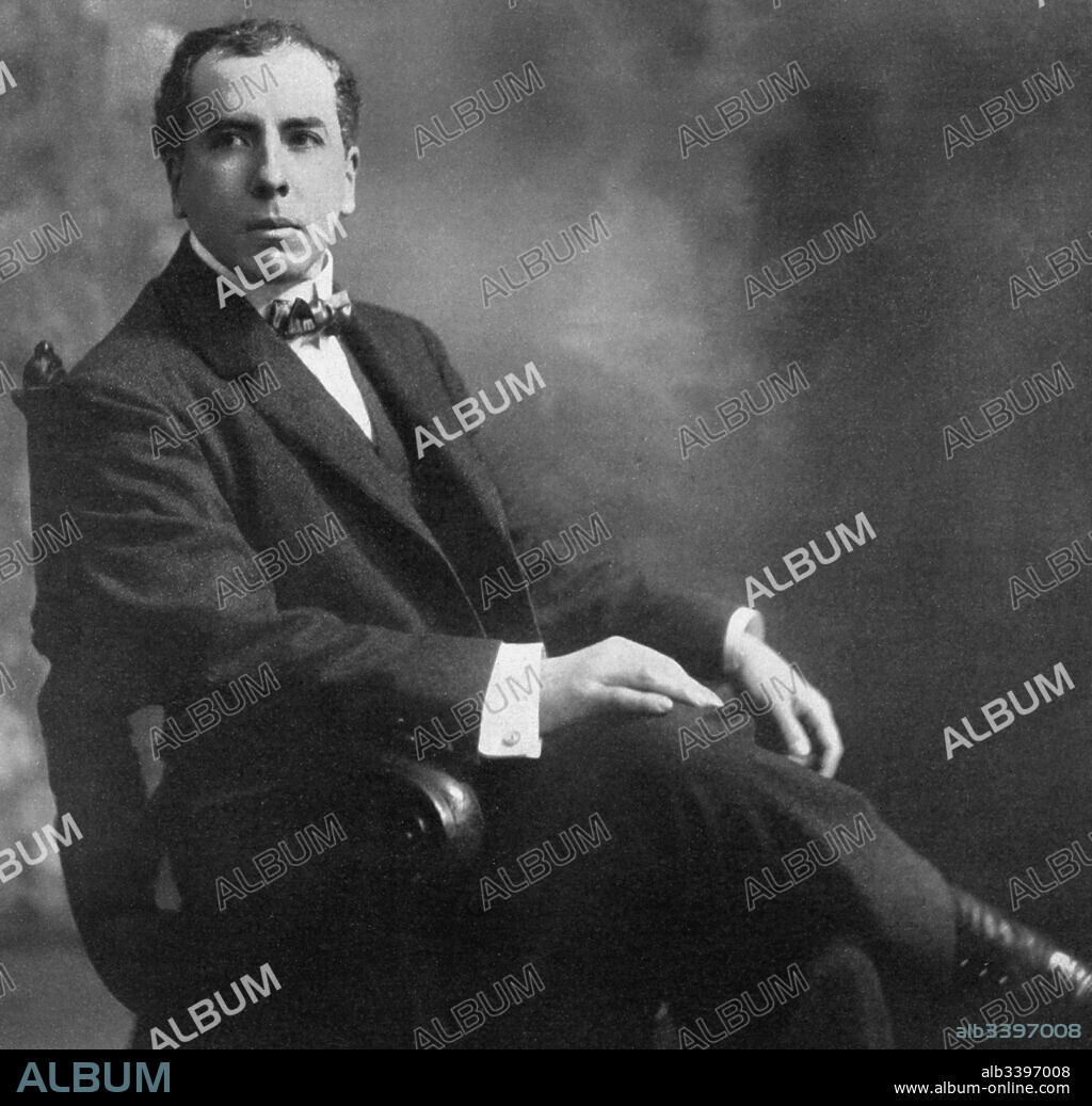 Eduardo Zamacois Quintana (1876-1971), escritor español de origen cubano. Año 1914.