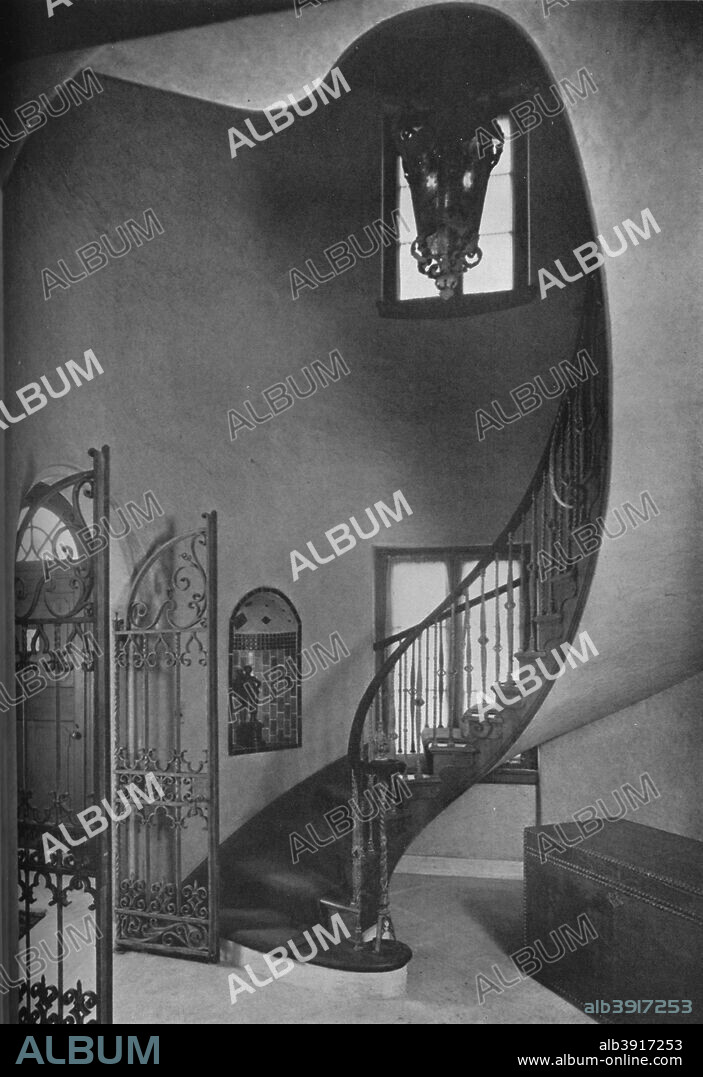 Stair hall, Casa Bournita, Green's Farms, Westport, Connecticut, 1926. From The Architectural Forum Volume XLIV [Rogers and Manson, New York, 1926].