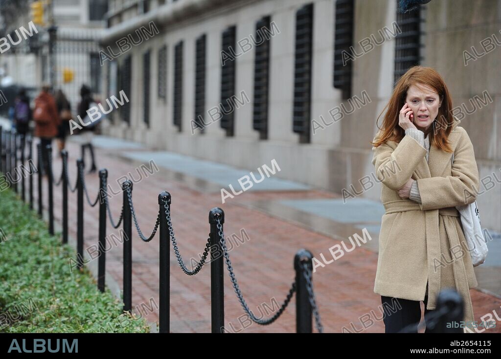 JULIANNE MOORE en SIEMPRE ALICE, 2014 (STILL ALICE), dirigida por RICHARD GLATZER y WASH WESTMORELAND. Copyright BSM STUDIO/BIG INDIE PICTURES/KILLER FILMS/SHRIVER FILMS.